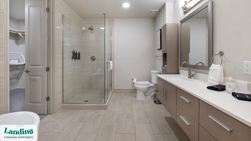 Building Photo - 1414 Wood Hollow Dr