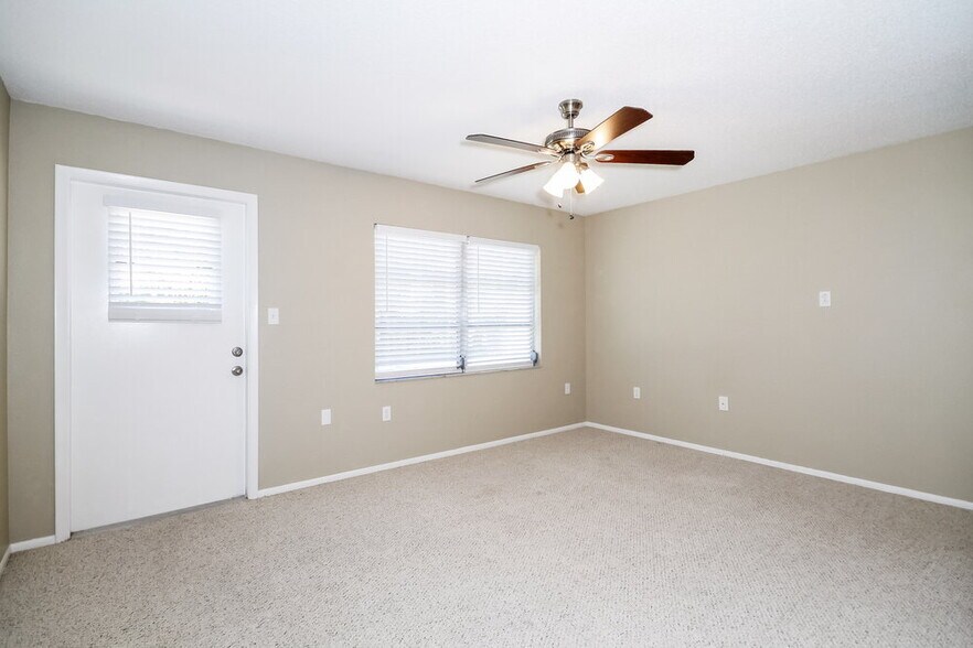 Building Photo - 12053 Shadow Ridge Blvd