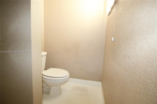 Building Photo - 4235 N University Dr