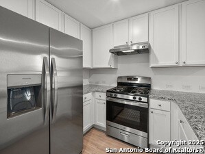 Building Photo - 8842 Barrow Path