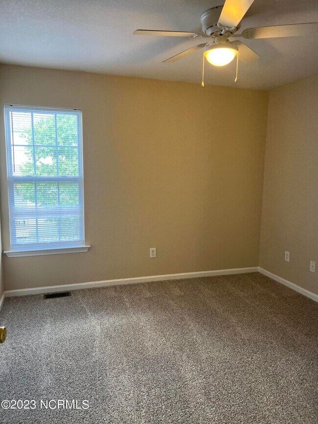 Building Photo - 4215 Williamsbrook Ln