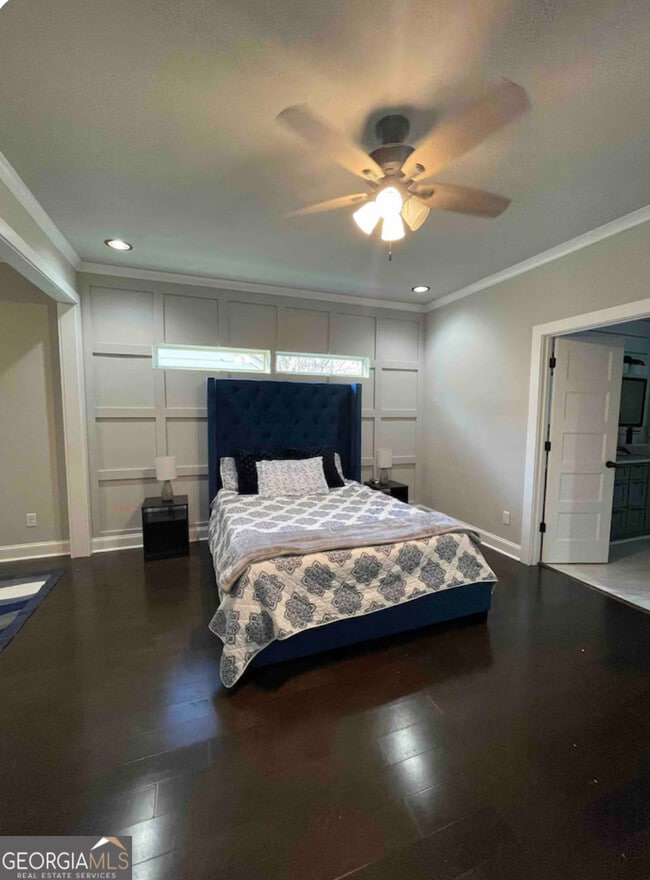 Building Photo - 2668 Memorial Dr SE