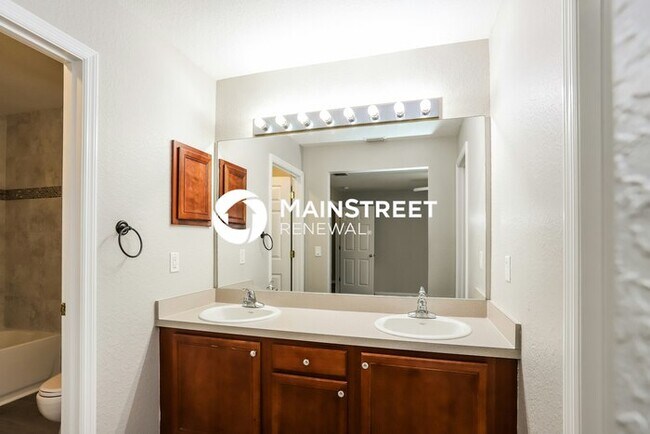 Building Photo - 3 Bedroom Pet-Friendly Home in North Port,...