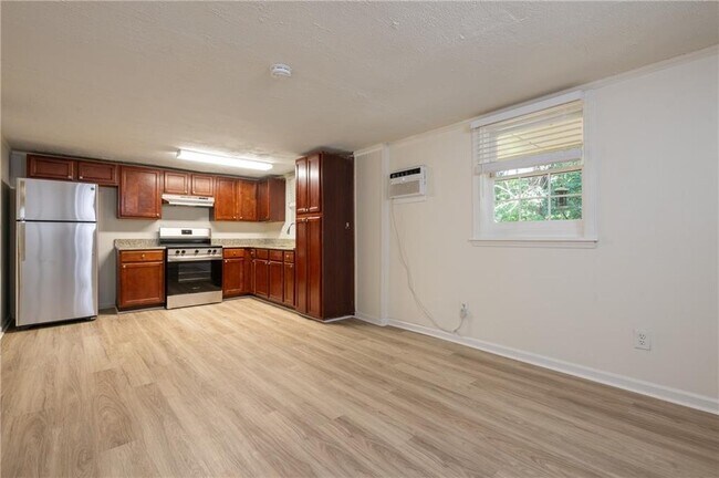 Building Photo - 3454 Rockbridge Rd