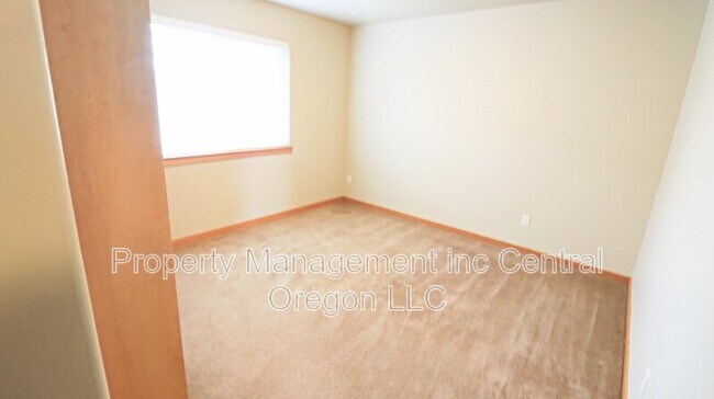 Building Photo - 20277 Knightsbridge Pl