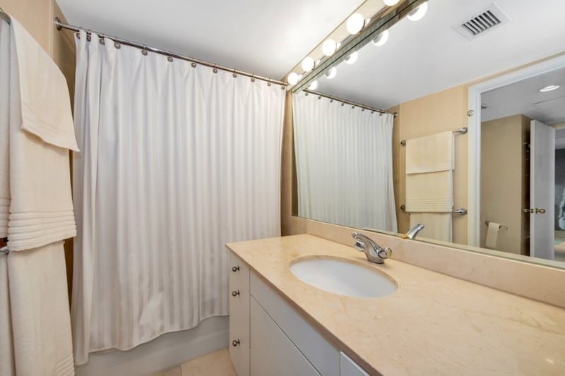 Building Photo - 83 Cambridge Pkwy