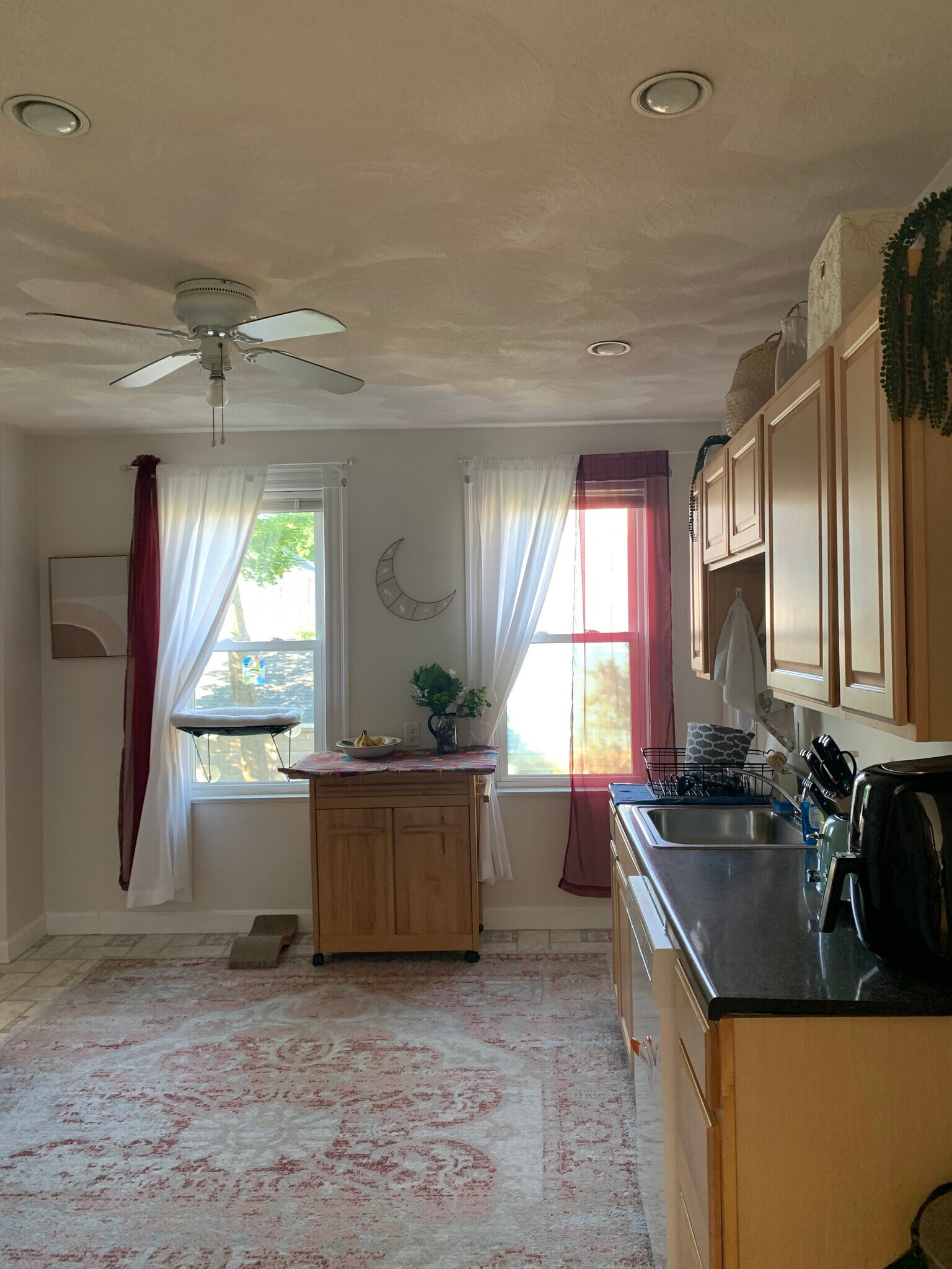 Building Photo - 20 Dearborn St