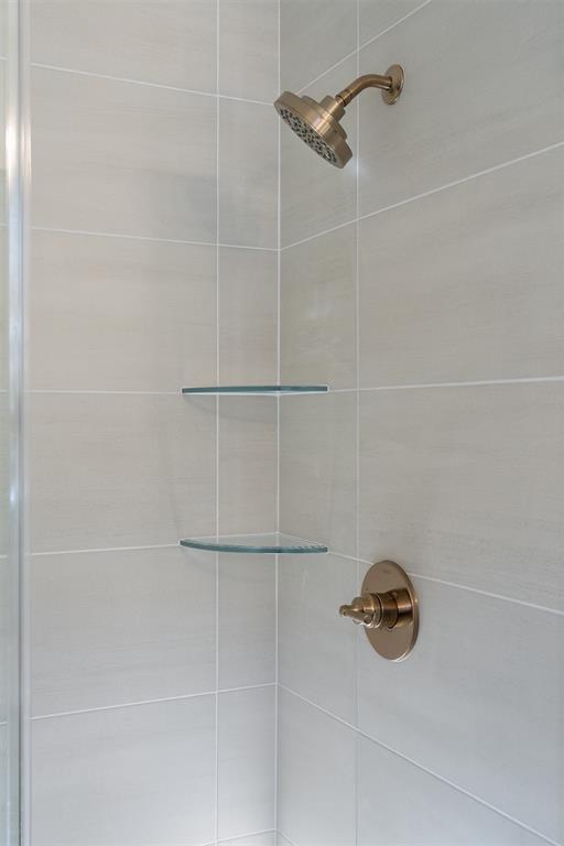 Building Photo - 3400 Piney River Dr