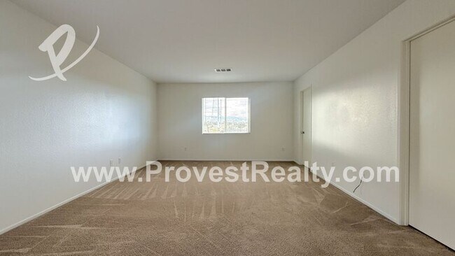 Building Photo - 9640 Peridot Ave