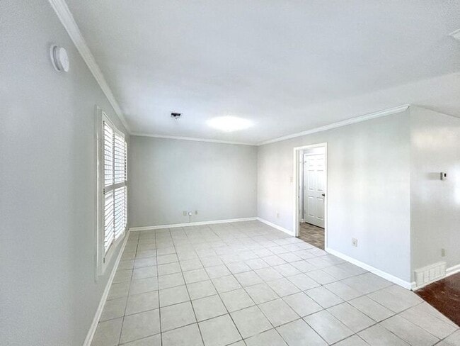 Building Photo - 1474 Wood Trail Cir