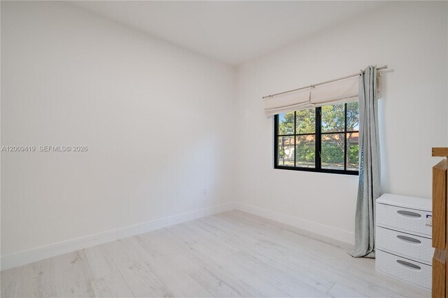Building Photo - 18326 SW 83rd Pl
