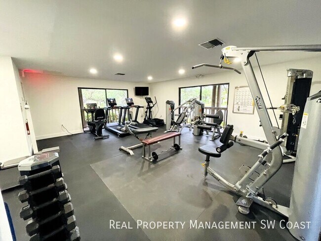 Building Photo - 17749 Grande Bayou Ct