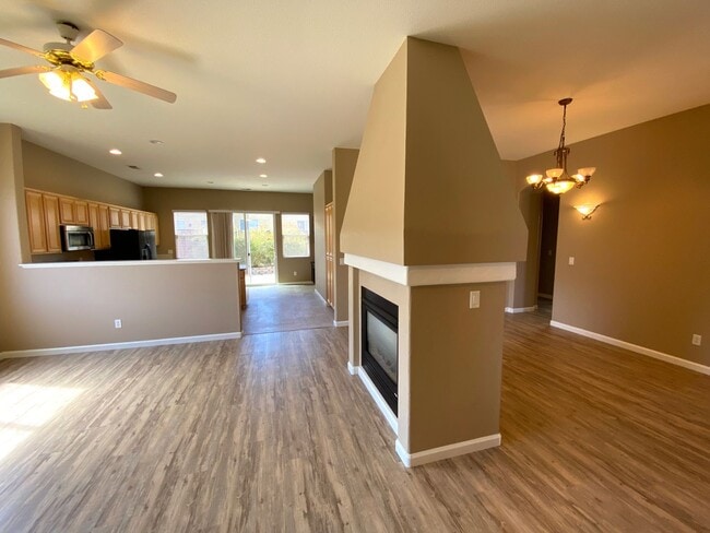 Building Photo - Beautiful 3 Bedroom + 1 FLEX ROOM Single Story House in South Meadows Reno