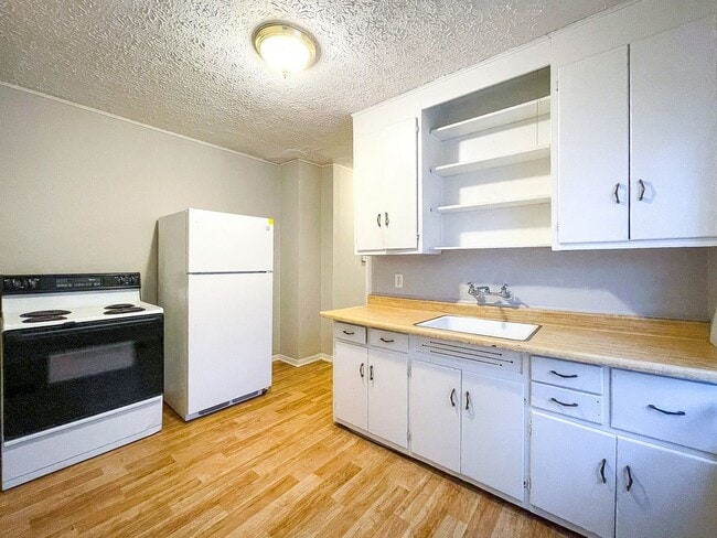 Building Photo - 409 S Dearborn St