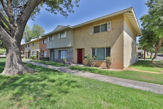 Building Photo - 3925 S Mill Ave