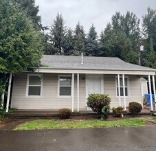 Building Photo - 1 Bed 1 Bath Home in Northeast Salem
