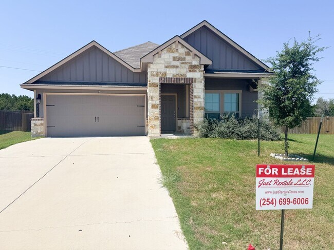 Primary Photo - Available Now Beautiful 1 story, 4 bedroom...