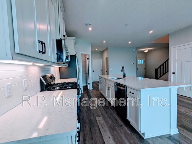 Building Photo - 20137 78th Pl