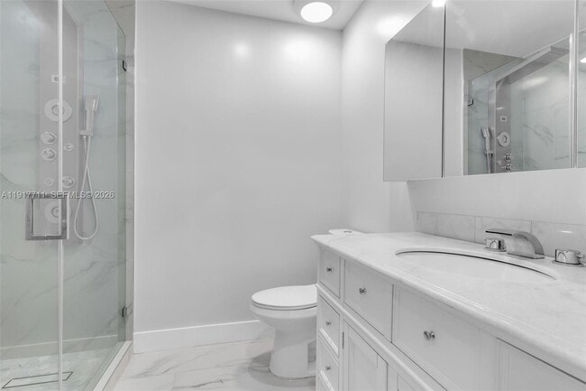 Building Photo - 10018 Hammocks Blvd