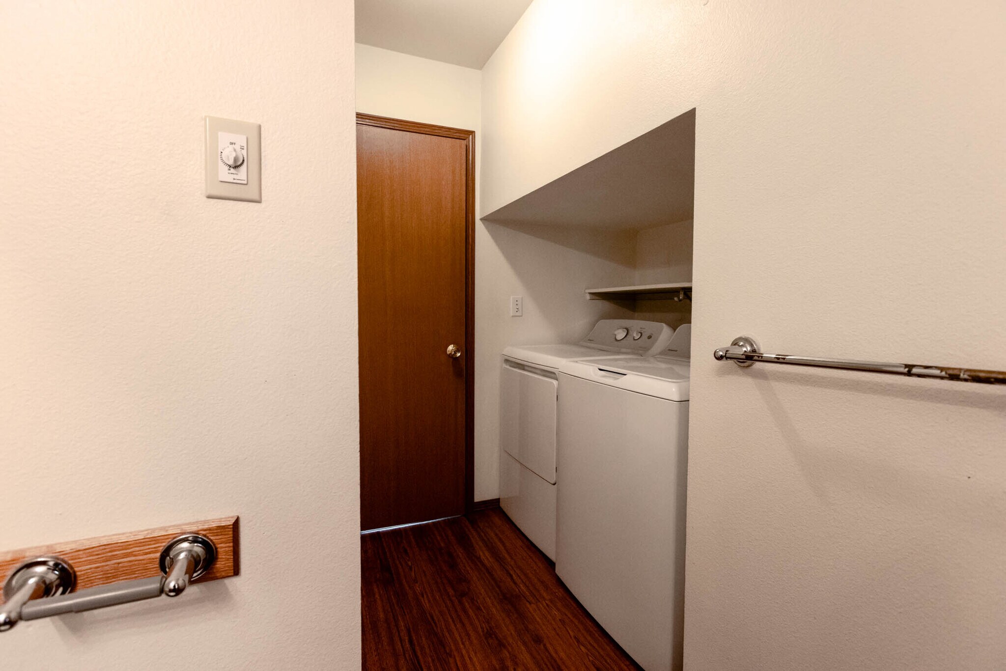Wash machine and dryer - 1608 N Brook Ct