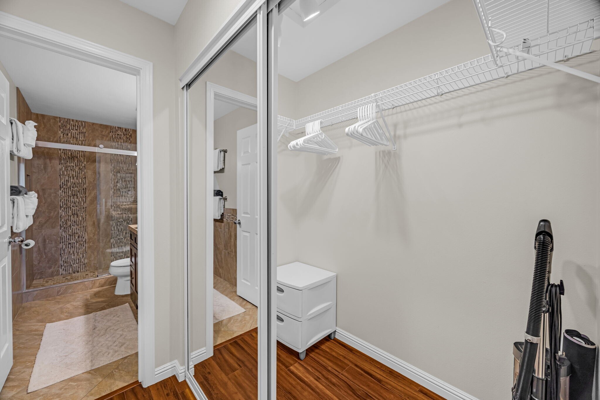 Building Photo - 3950 Kalai Waa St