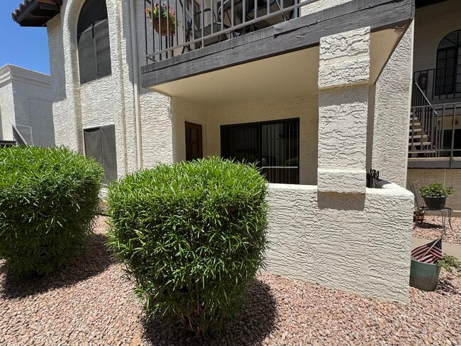 patio from across walkway - 11011 N 92nd St