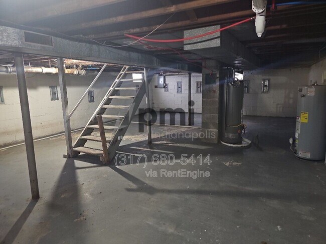 Building Photo - 4138 N Irvington Ave