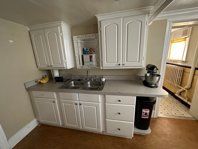 Building Photo - Provo City Center - 1 Bedroom Apartment