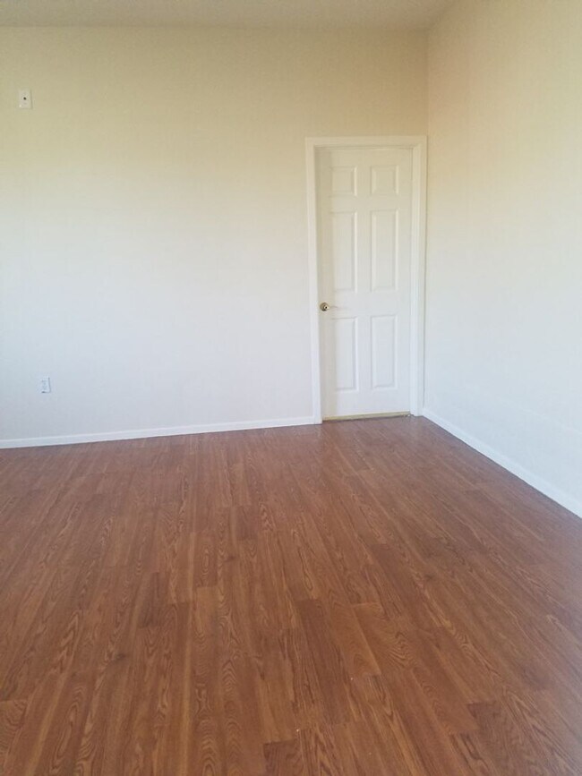 Building Photo - 11232 Fulmer Dr
