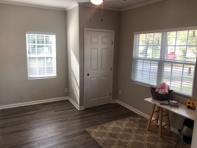 Building Photo - New 2 Bed, 1 Bath in Shreveport