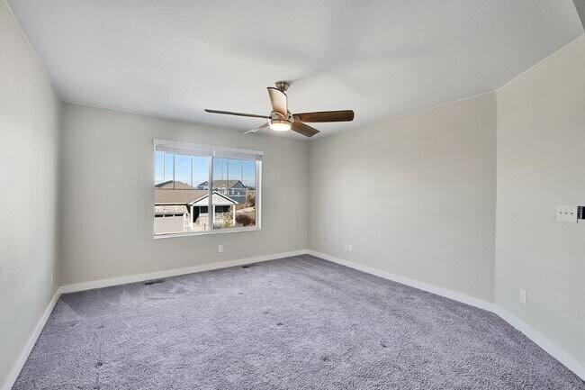 Building Photo - $3,190.95 - 5 Bed, 3 Bath Home in Thornton with Cozy Fireplace and Fenced-in Yard