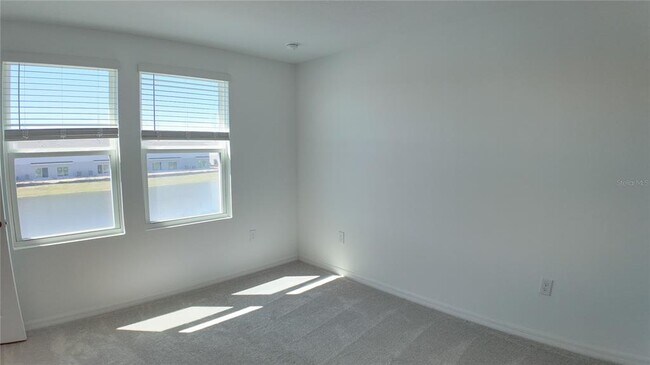 Building Photo - 3191 Skyline Lp