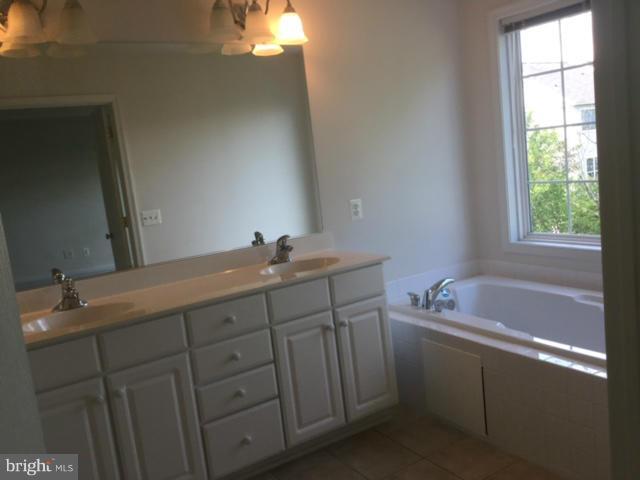 Building Photo - 13416 Midnight Blue Pl