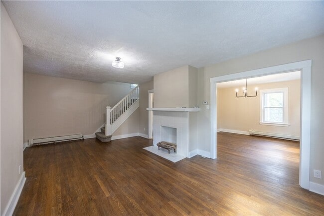 Building Photo - 2020 Frankella Ave