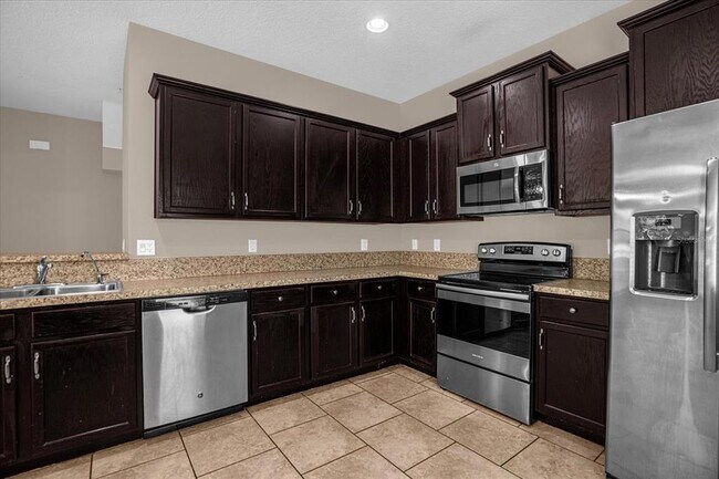 Building Photo - 2144 Betsy Ross Ln