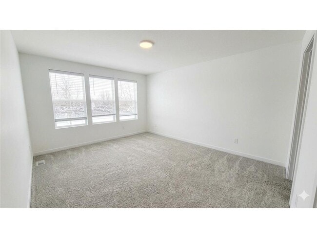 Building Photo - 6285 Larkspur Ln