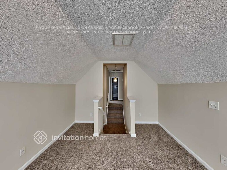 Building Photo - 1402 Bray Dr