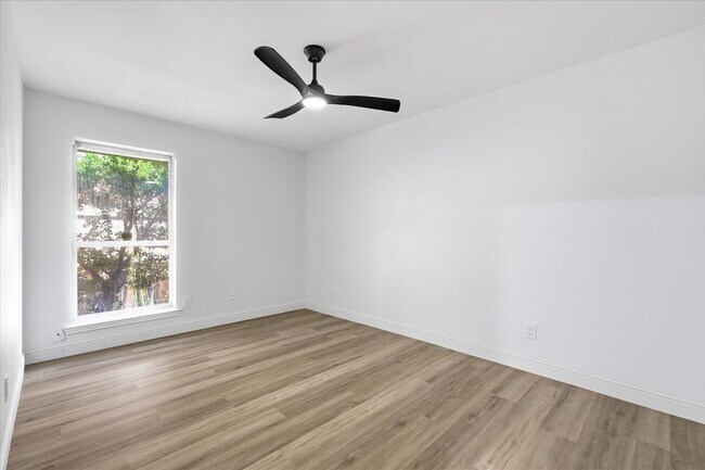 Building Photo - 8812 Sabinas Trail