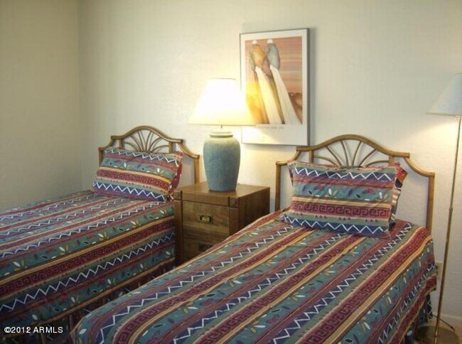 Building Photo - Resort Living at Scottsdale Road and Lincoln next to the Borgata!!  Minutes to Kierland and Old T...