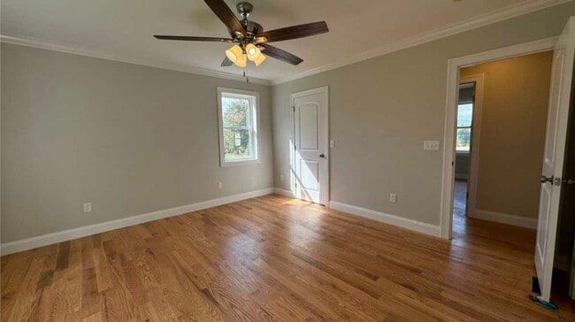 Building Photo - 58 Pleasant St