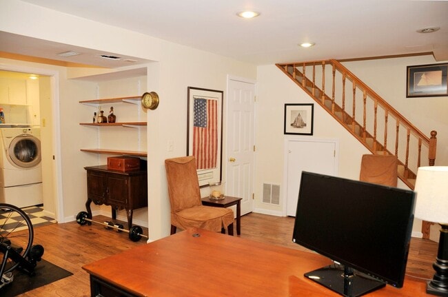 Building Photo - Columbia, MD