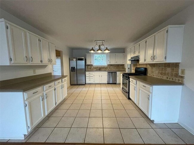 Building Photo - 2273 Windland Dr