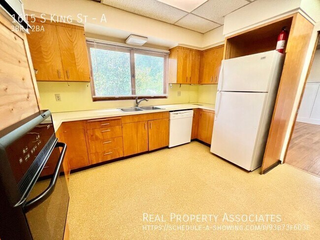 Building Photo - 1615 S King St