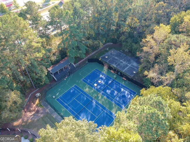 Building Photo - 651 Briarleigh Way