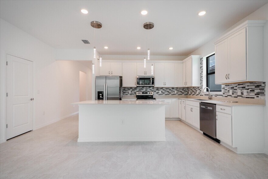 Building Photo - 2357 Gabel Oak Dr