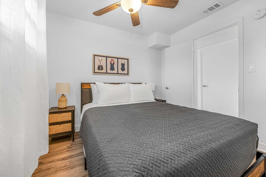 Building Photo - 3524 S Atlantic Ave