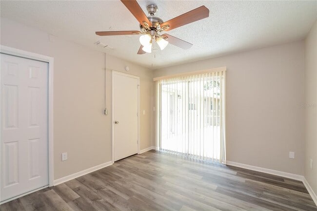 Building Photo - 1870 Tigerwood Ct