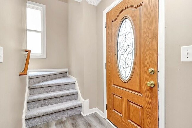 Building Photo - 4BD/2.5BA Home in Wallace Creek