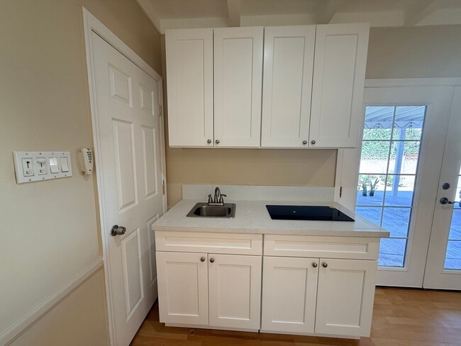 Building Photo - Be the first one to live in this Brand New Studio!