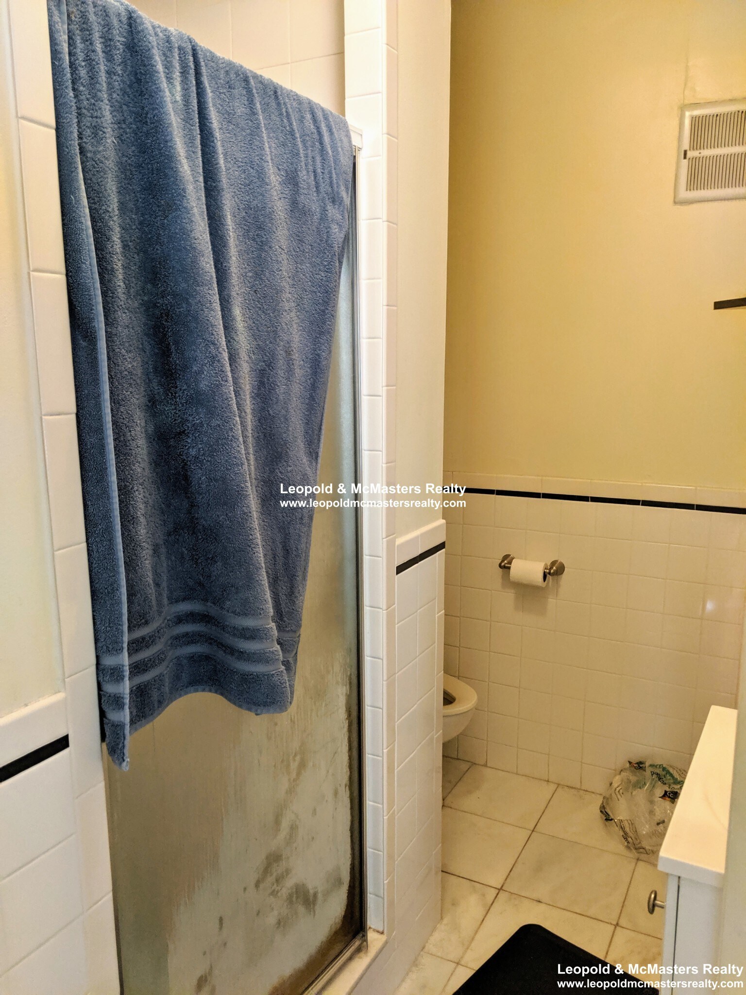 Building Photo - 36 Joy St